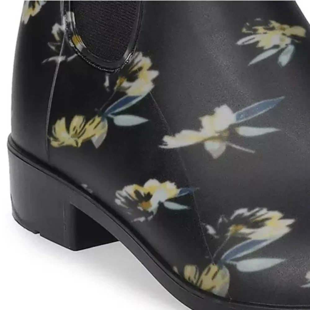 Women's Black Floral Print Chelsea Boots Water Resistant Pull on